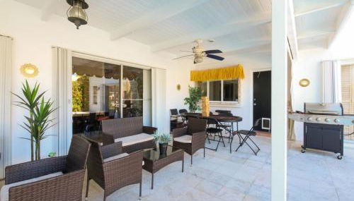 3BD Tropical Luxe Stay with Pool, Gameroom and Grill - Foto 2