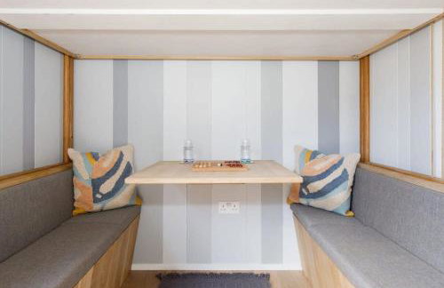 Gorgeous Shepherds Hut - Walk to Beach & Pub - Foto 10