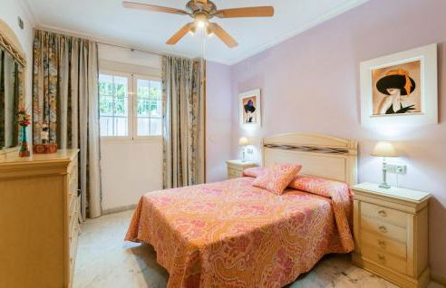 1 Bedroom Stunning Apartment In Sevilla - Foto 13