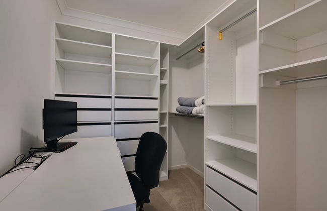 StayAU Newly Cozy Holiday House Tarneit - Foto 24