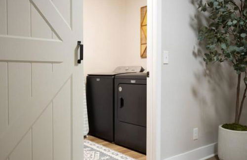 Refreshing Ranch Style Home - Photo 13