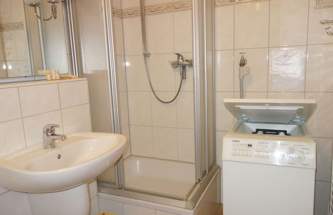 Tolstov-Hotels Big 2 Room Roßstrasse Apartment - Foto 36