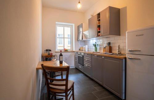 Suite-Dreams Apartment - City - Photo 13