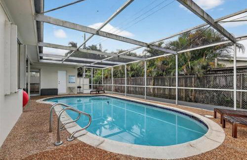 Spacious 3BR Home with Private Pool in Hollywood - Foto 1