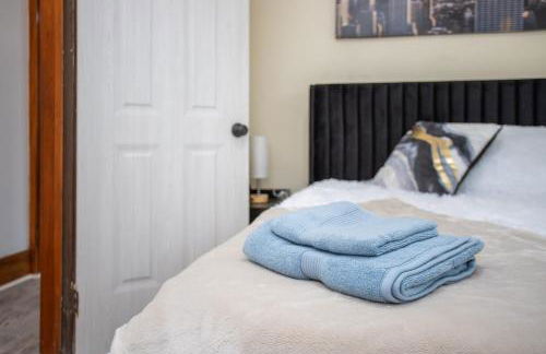 New 3 bedroom Home by, UofR, RIT, Strong, Airport - Photo 22