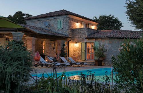 Villa Karim near Poreč with large garden & 50 m2 private pool - Foto 10