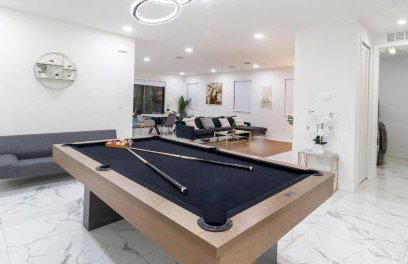 Tropical Villa wJacuzzi Big Terrace & Billiards - Foto 3