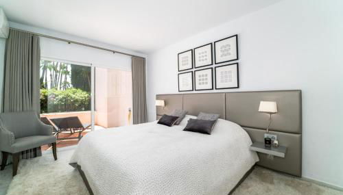 BRIGHT NEW APARTMENT IN PUENTE ROMANO - Foto 5