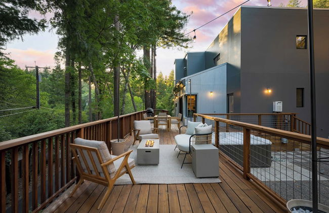 Mill Creek by Avantstay Modern Design, Patio, Hot Tub - Foto 2