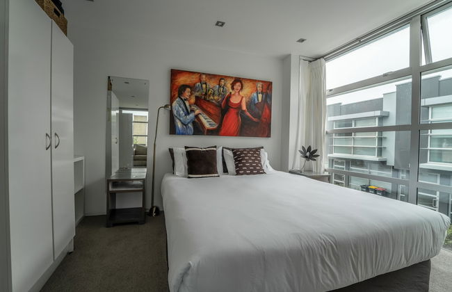 The Hutch - Top Spot - Photo 5