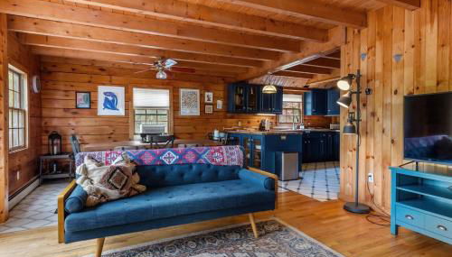 Cozy Athens Cabin on the Lake with Hot Tub & Backyard - Foto 4