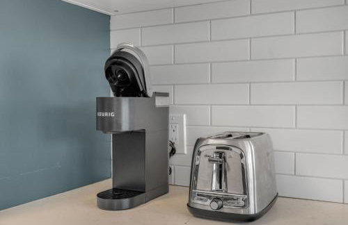 3 BR Loyal Heights Charmer Patio and Lawn - Foto 15