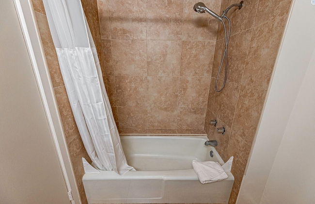 Marine Surf by Tropical Escapes Realty - Foto 13