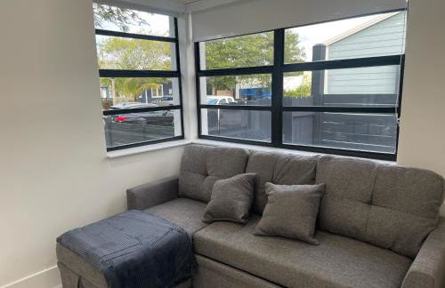 Transit-Friendly Flamingo Park Hideaway - Foto 47