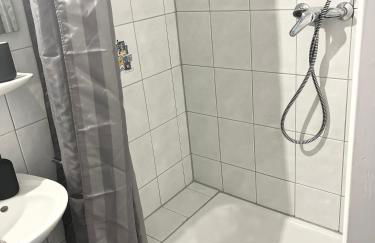 Gemütliches zentrales Apartment 2 min bis DU HBF - Photo 18