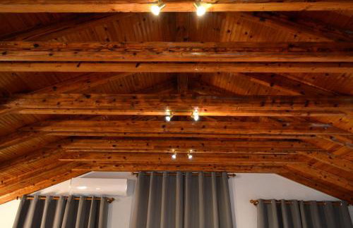 Wooden Attic - Foto 14