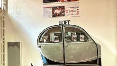 Superbe LOFT centre-ville - Sauna - parking privé -Clim- 1 à 10personnes - Foto 4