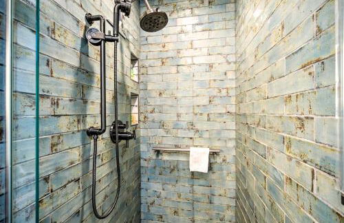 Waterfront Lake Superior Cabin Fire Pit and More! - Foto 13