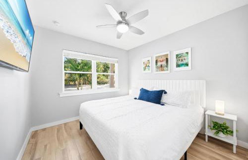 Siesta Key, Heated Pool, Dock on Lagoon, Turtle Beach 1 mile and Crescent Beach 2 miles, 1bdr - Foto 13