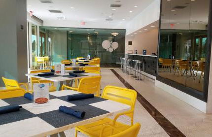 TRUMP 56th Floor - Sphere and Strip View - No Resort Fees - Photo 20