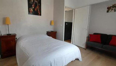 Haut de villa calme, 2 chambres et vue dégagée - proche calanques - Foto 3