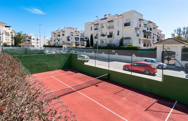 Sunny Getaway With Pool in Marbella - Ref M54 - Foto 32