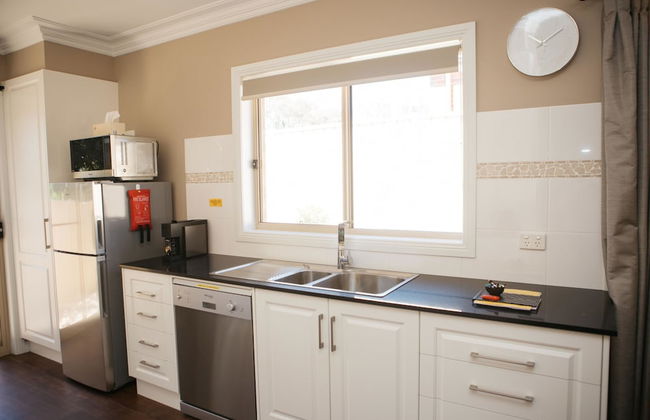 Bell's Cottage Collective - Photo 10