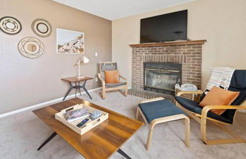 Beautiful Mountain Views Close to Hiking Trails - Foto 29