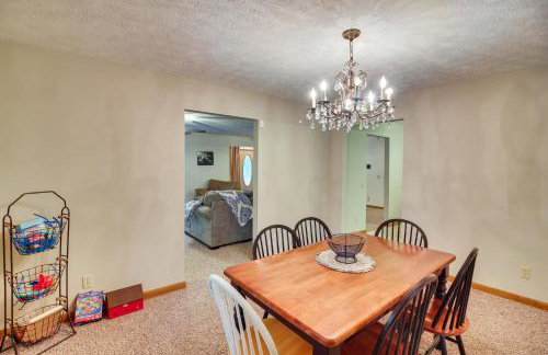 Family Home w/ Game Room! 1 Mi to Dale Hollow Lake - Foto 7