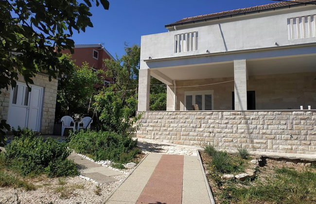 Detached Holiday House few Steps From the Beach - Foto 18