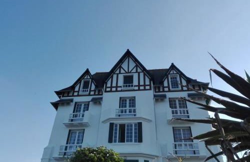 En front de mer, accès direct chemin de randonnée GR34 - Foto 1