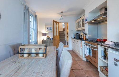 Stylish 3-Bed House in Brentford near Richmond - Foto 9