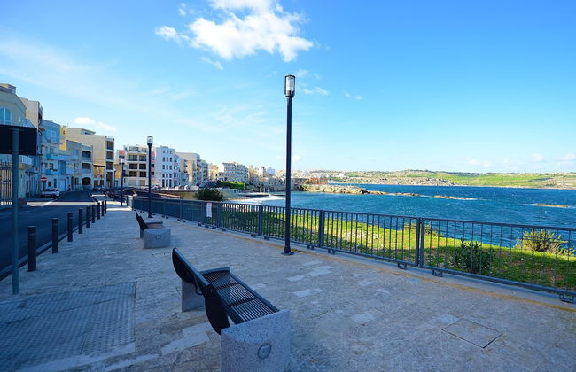 Blue Harbour 1 Seafront Holiday 2-bedroom Apartment With Terrace St Pauls Bay - Photo 12