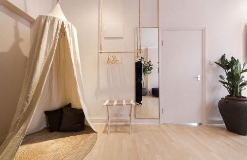 Shoreditch Loft w 100inch Cinema, Premium Mattress & Hammock, by the Design Traveller - Foto 22
