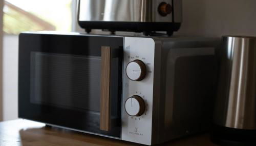 Novita FeWo 1 - Balkon - kostenloser Parkplatz - zentral - Foto 3