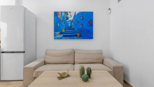 Urban Chic Oasis with AC, Private Pool and Wifi - Photo 5