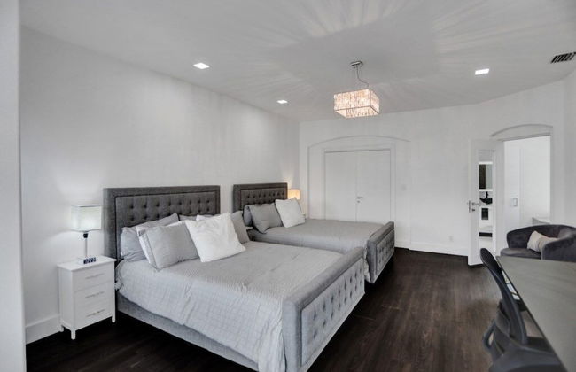 4 Br Designer Home Next To Shul And Community Pool 4 Bedroom Villa - Foto 12