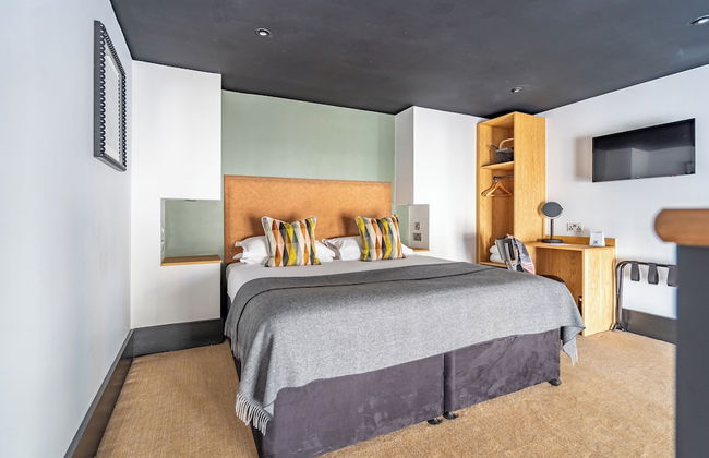 Crescent Place by Mansley - Photo 35