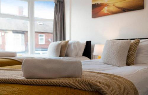 Spacious 4BR on Leafield Rd - Photo 34