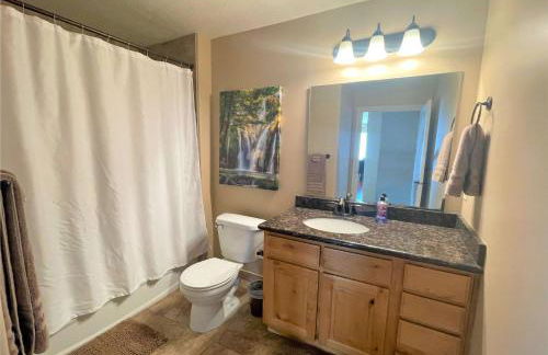 Deluxe Downtown Condo Close to Everything! - Foto 11