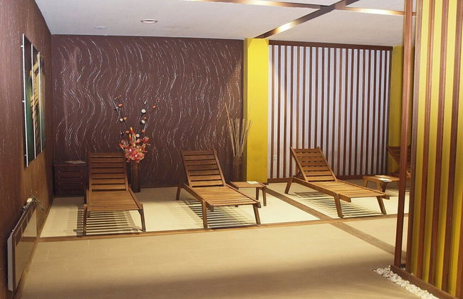 Parva linia adres Regina mare Tsarevo - Foto 14