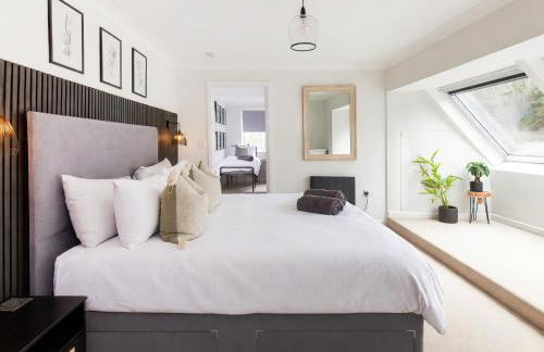 Blackthorn House - Photo 16