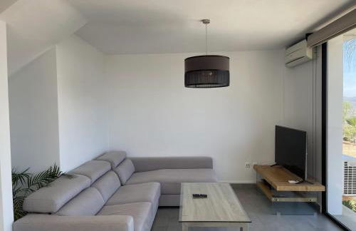 Preciosa casa con piscina - Photo 51