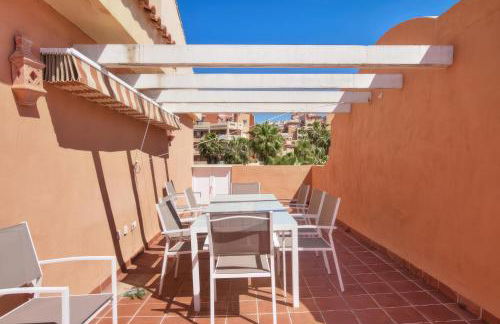 Precioso ático con vistas al mar - Photo 13