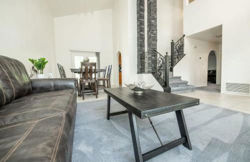 Large Family Home with Game Room - Foto 13