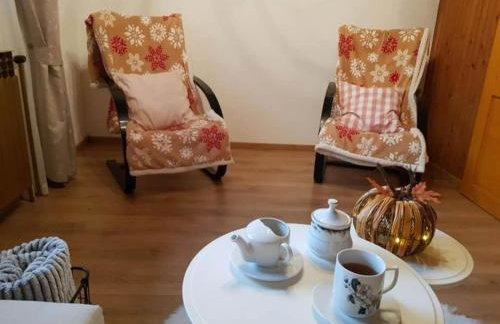 Holiday Home with Three Bedrooms and Garden - Photo 5