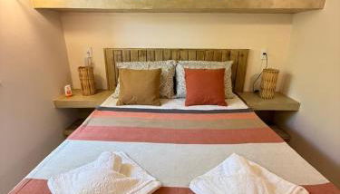 Container Vermelho na beira do rio e a poucos metros do mar com cozinha completo em mogiquiçaba bahia - Foto 3