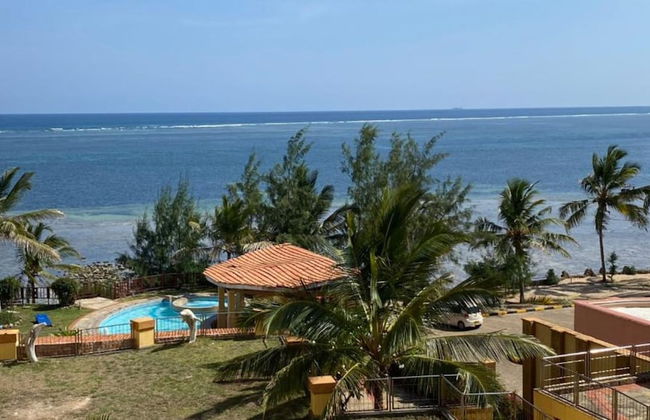 Shanzu Beachfront Suites - Foto 1