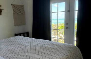 Moeʻuhane Kai Beach Front Home - Photo 54