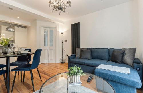 Charming 2-Bed Flat with Garden in London - Foto 3